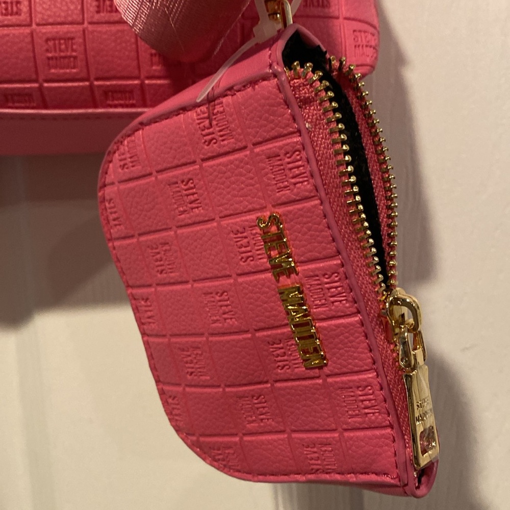 BNWT STEVE MADDEN BCami Pink Crossbody Satchel Bag - Picture 6 of 7